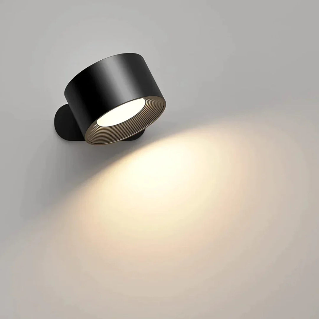 Caelora – Draadloze LED Wandlamp door Atelier Brulina