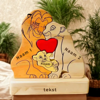 Het Trotse Nest – Gepersonaliseerde Houten Leeuwenfamilie Puzzel met Namen