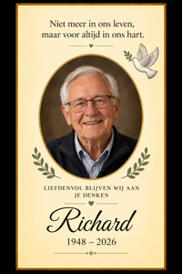 Voorbeeld van de gedenkplaat van de MemoraGarden: spreuk bovenaan, ovale foto met lauwertakken, tekst onder de foto, naam Richard en jaartallen 1948 – 2026
