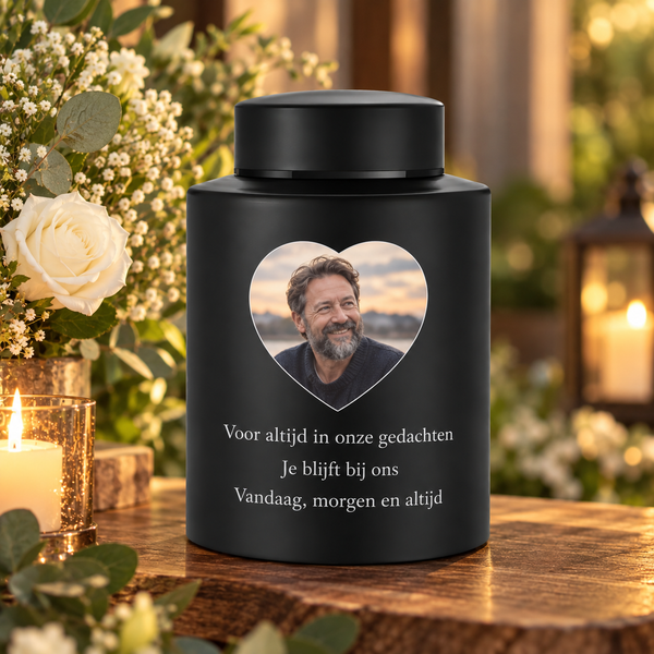 MemoraUrn zwart met foto van een dierbare