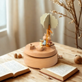 Houten Muziekdoos met Naam — Draaiend Konijn Cadeau